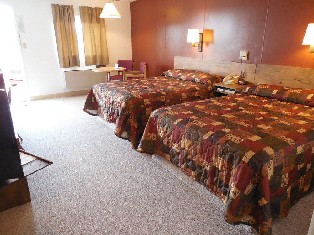 Motel 70 High Hill Екстериор снимка