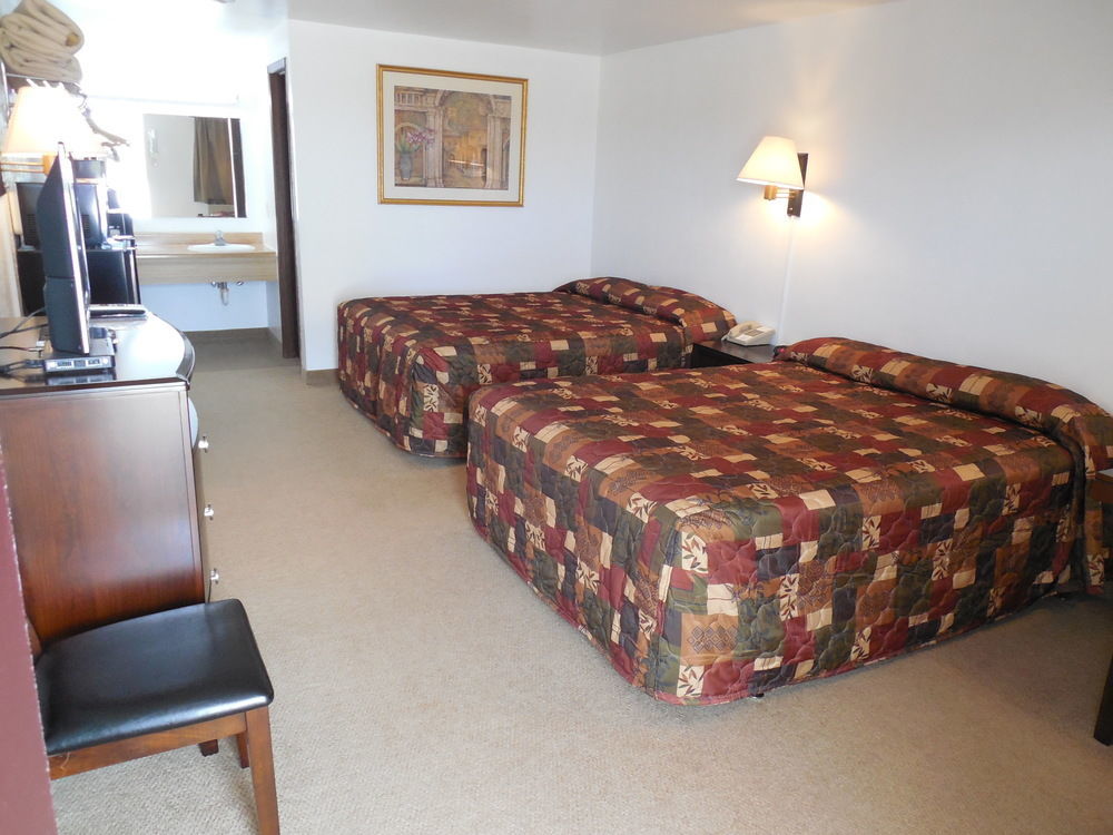 Motel 70 High Hill Екстериор снимка