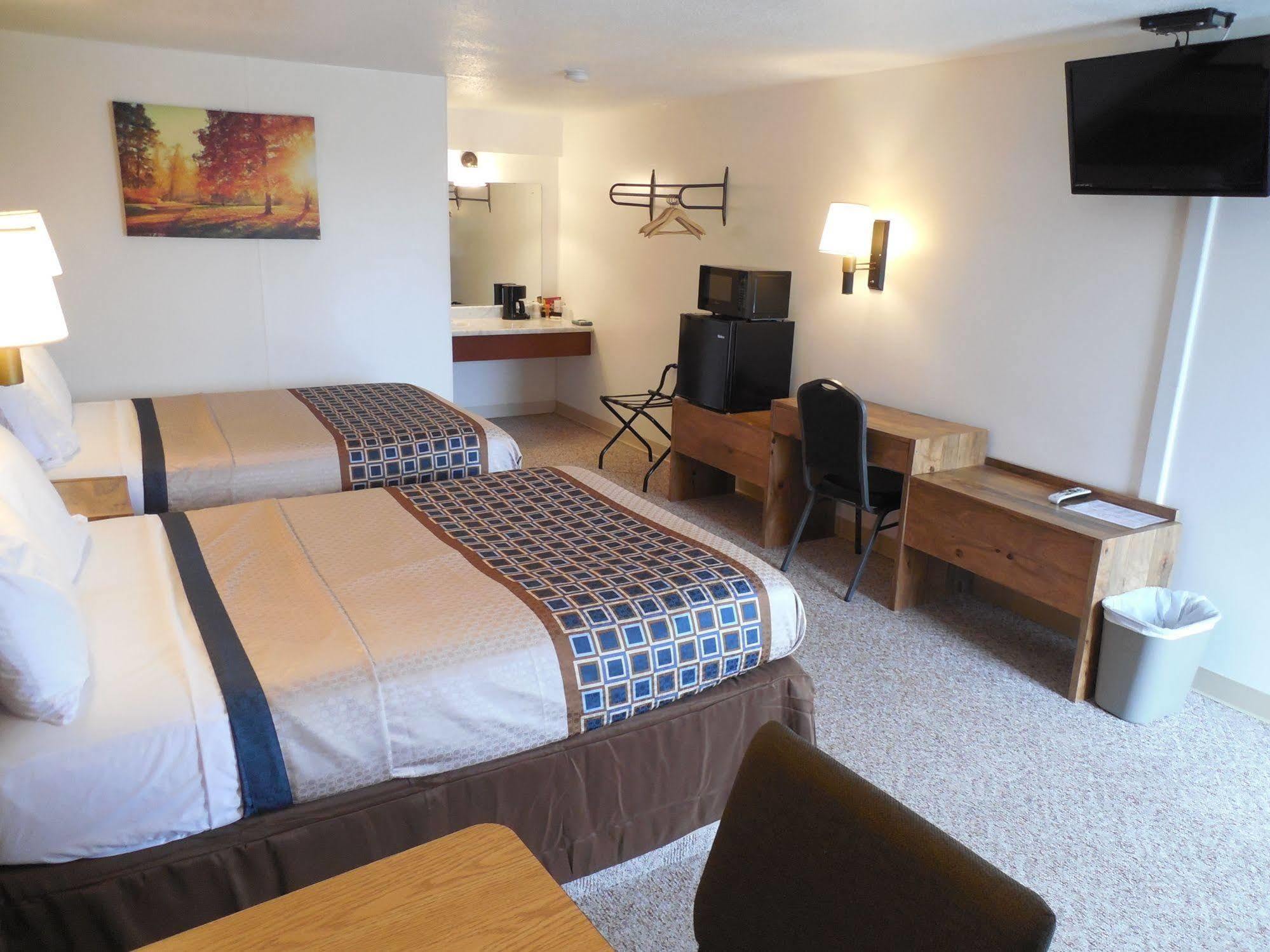 Motel 70 High Hill Екстериор снимка